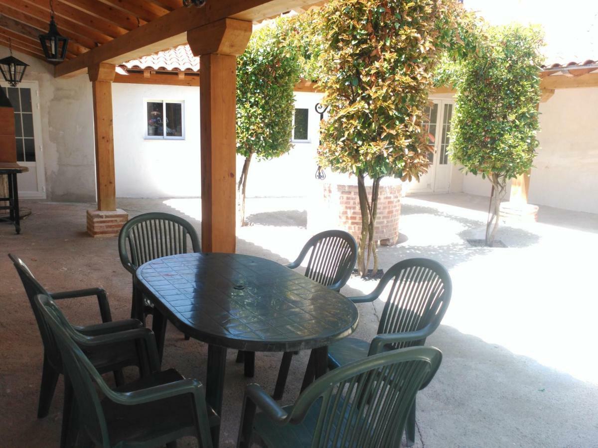 Apartamentos La Casona De Ezcaray Con Terrazas Y Patios Individuales Экстерьер фото